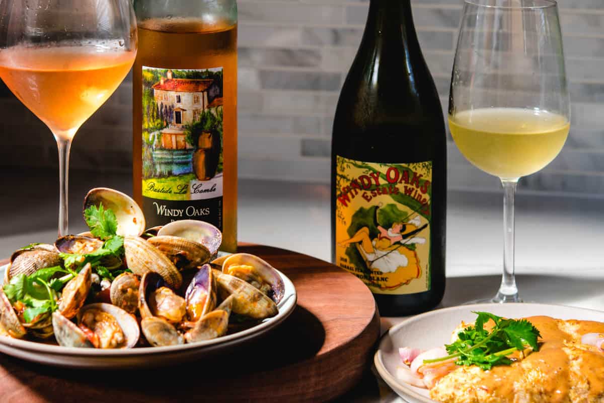 Clams and chicken food pairings with Windy Oaks wines